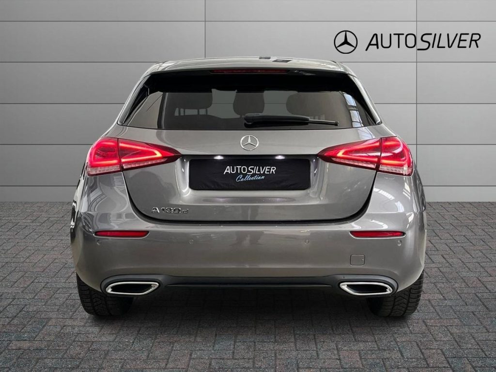 MERCEDES-BENZ A 180 d Automatic Sport Night Edition - 4
