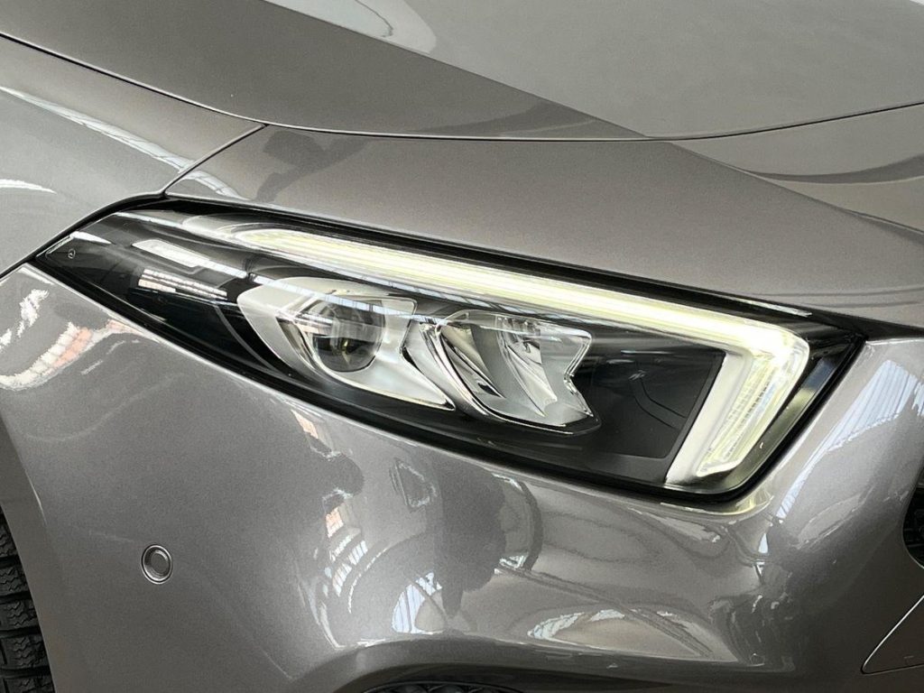 MERCEDES-BENZ A 180 d Automatic Sport Night Edition - 16