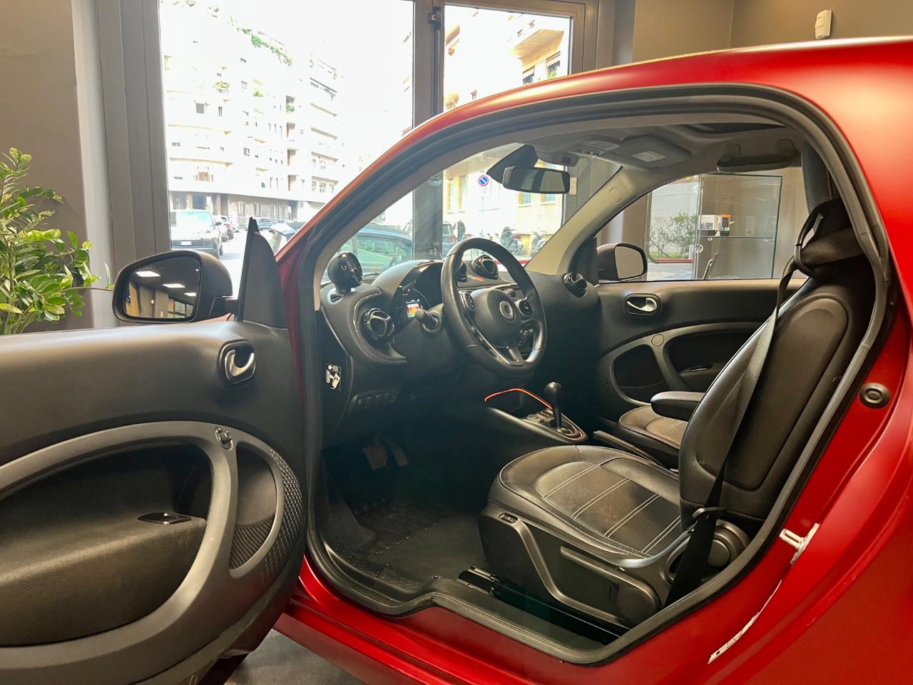 SMART ForTwo EQ  Suitered (22kW) - 4