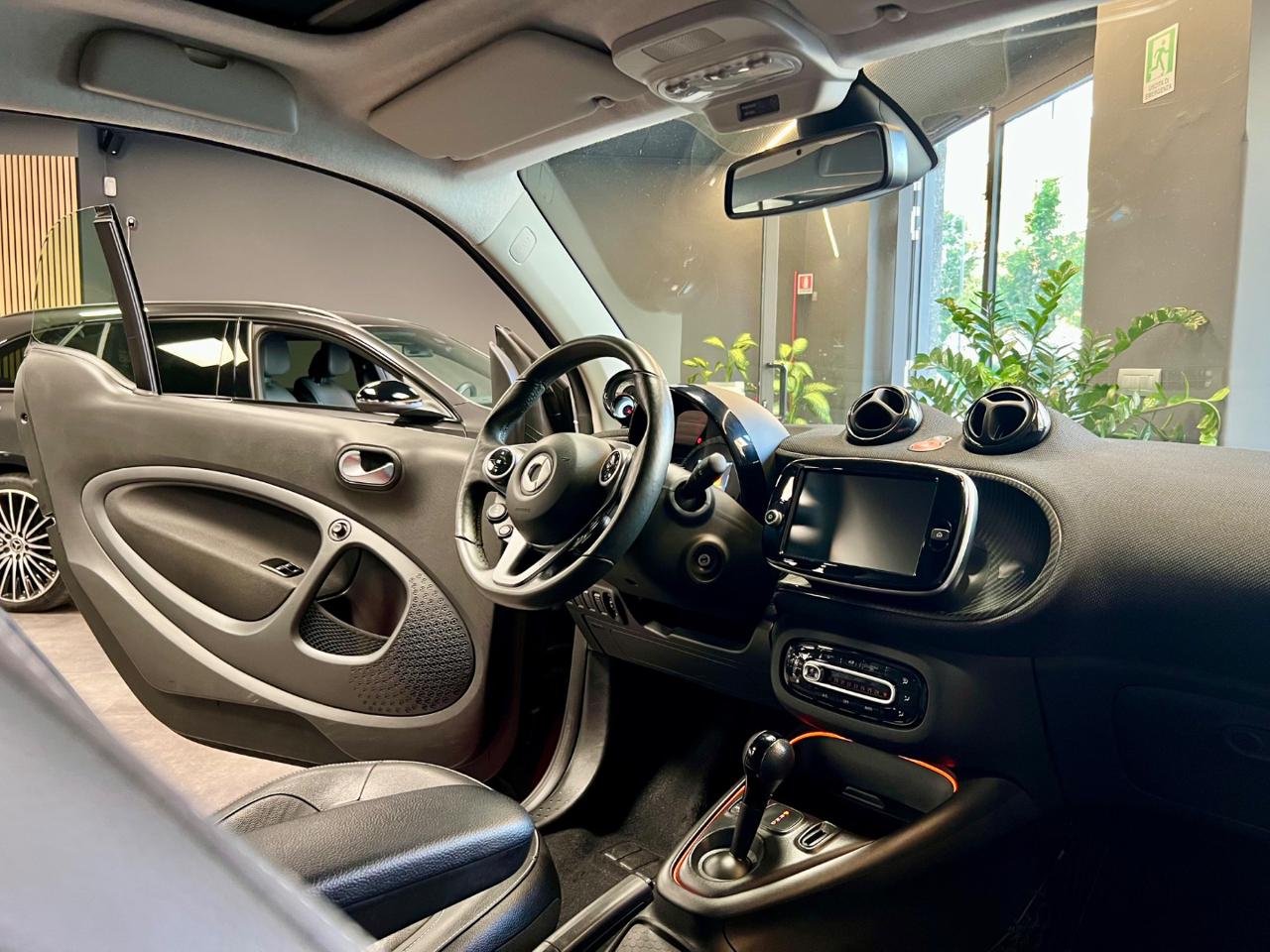 SMART ForTwo EQ  Suitered (22kW) - 10
