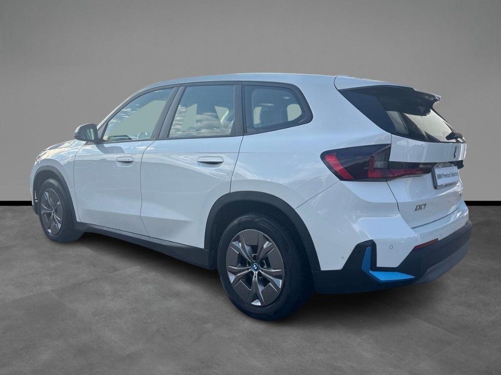 BMW iX1 xDrive 30 - 4