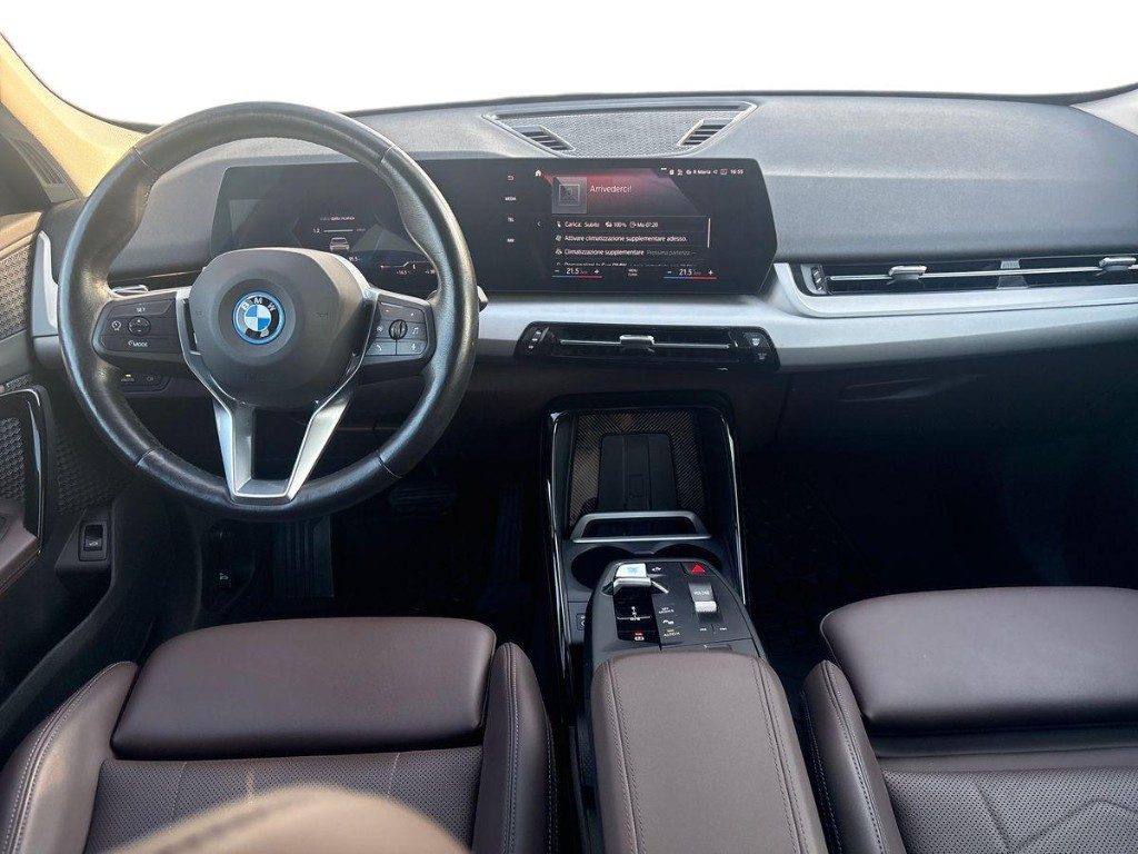 BMW iX1 xDrive 30 - 8