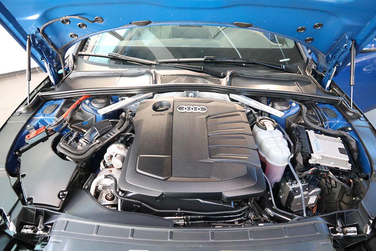 AUDI A4 40 TDI Quattro S-Tronic S-Line - 11