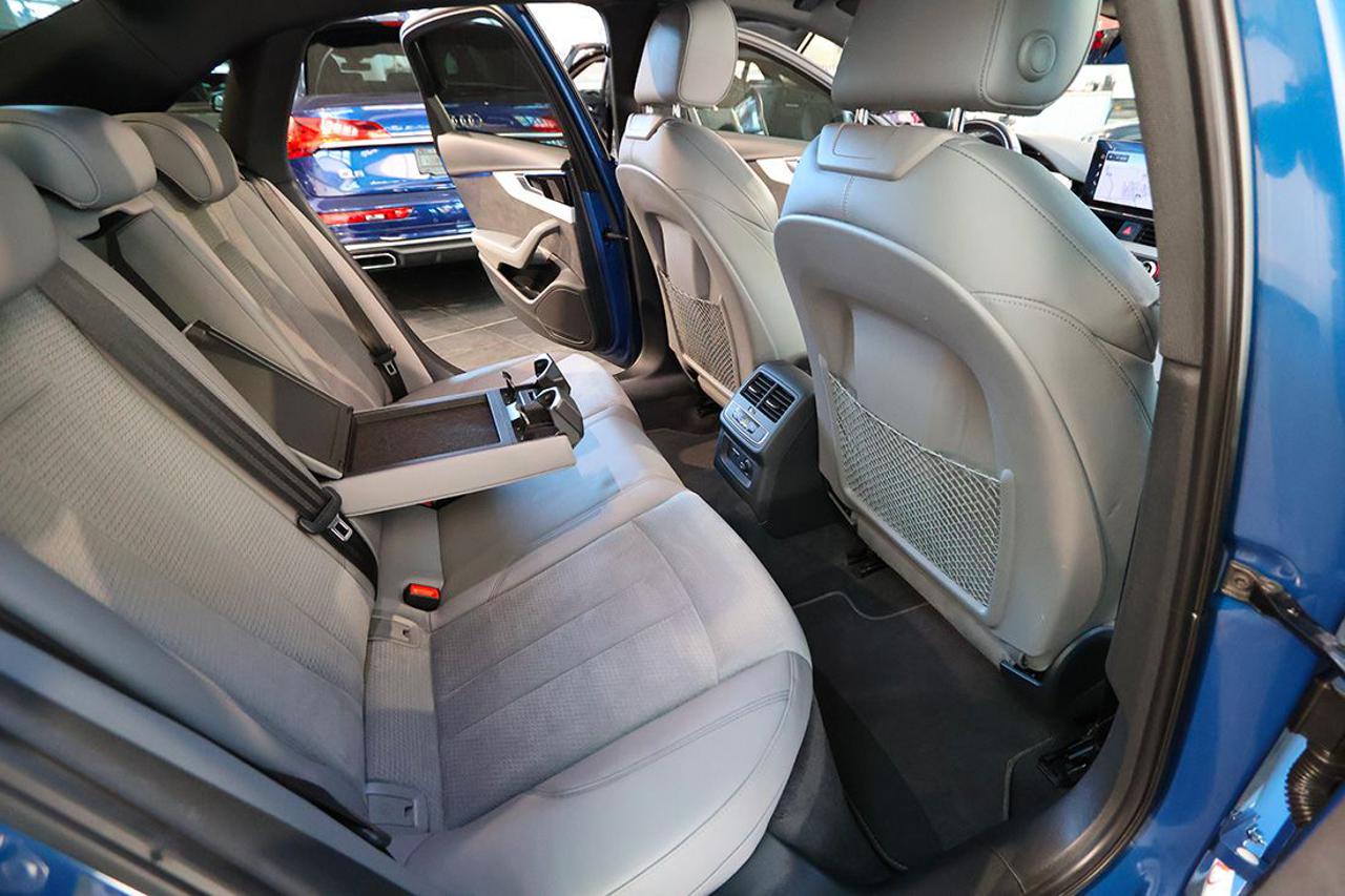 AUDI A4 40 TDI Quattro S-Tronic S-Line - 18