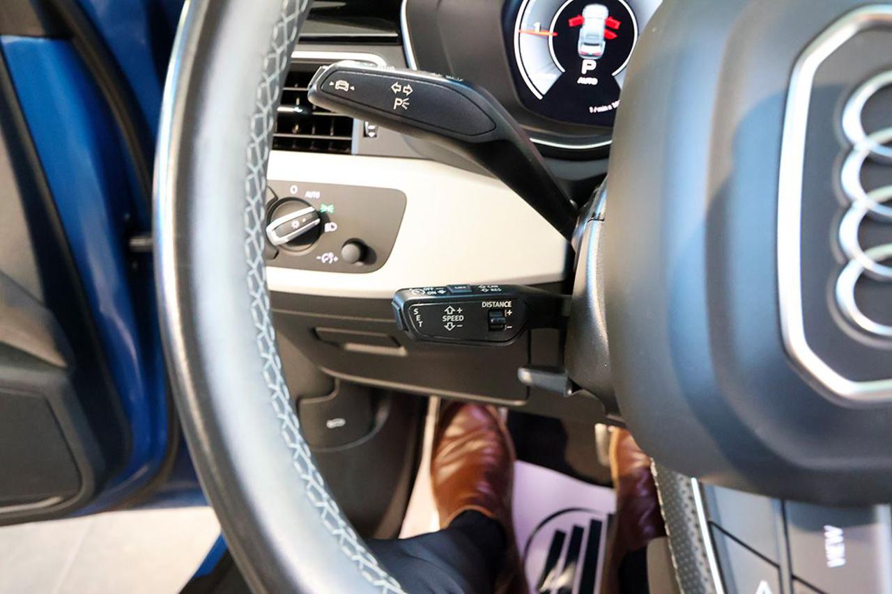 AUDI A4 40 TDI Quattro S-Tronic S-Line - 22
