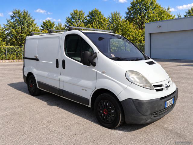 NISSAN Primastar Bianco pastello