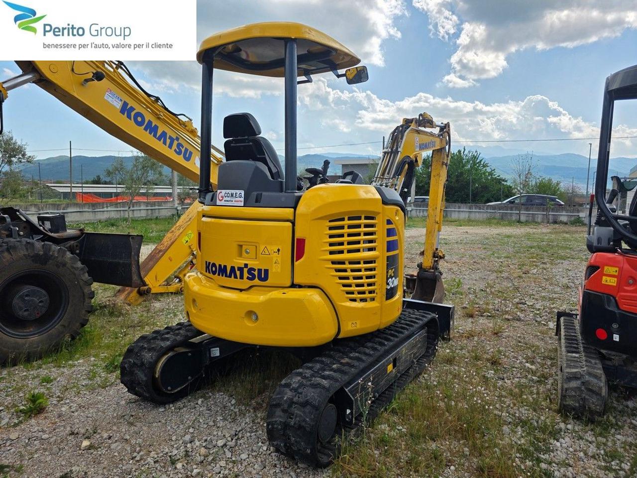 KOMATSU PC30MR-5 - 3