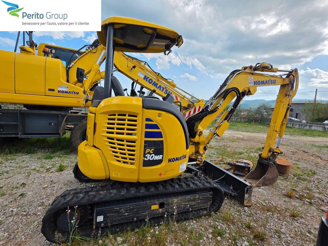 KOMATSU PC30MR-5 - 2