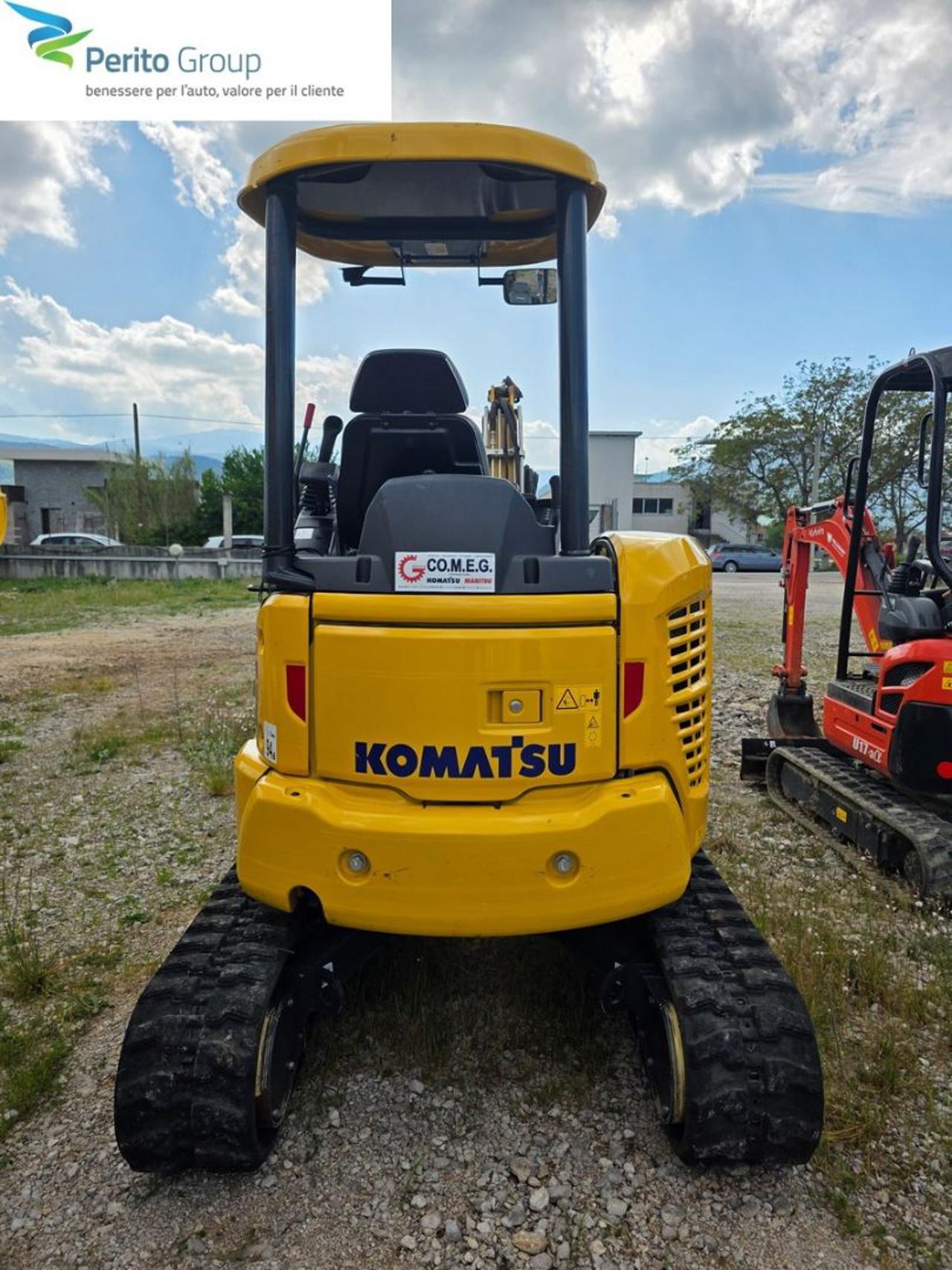 KOMATSU PC30MR-5 - 4
