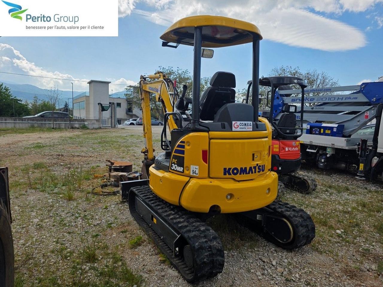KOMATSU PC30MR-5 - 5