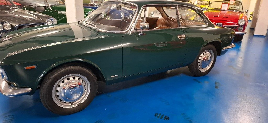 ALFA ROMEO GT SCALINO VERDE PINO con INTERNI CUOIO - 10
