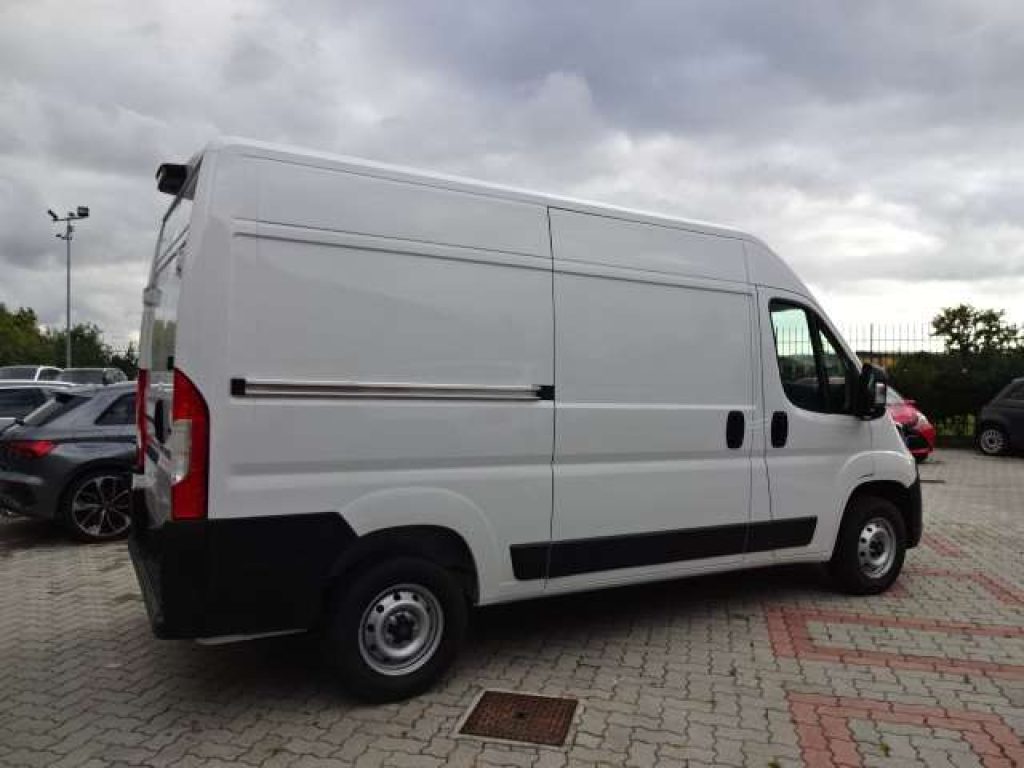 PEUGEOT Boxer Boxer 33 L2H2 2.2 diesel 140cv S&S - 4