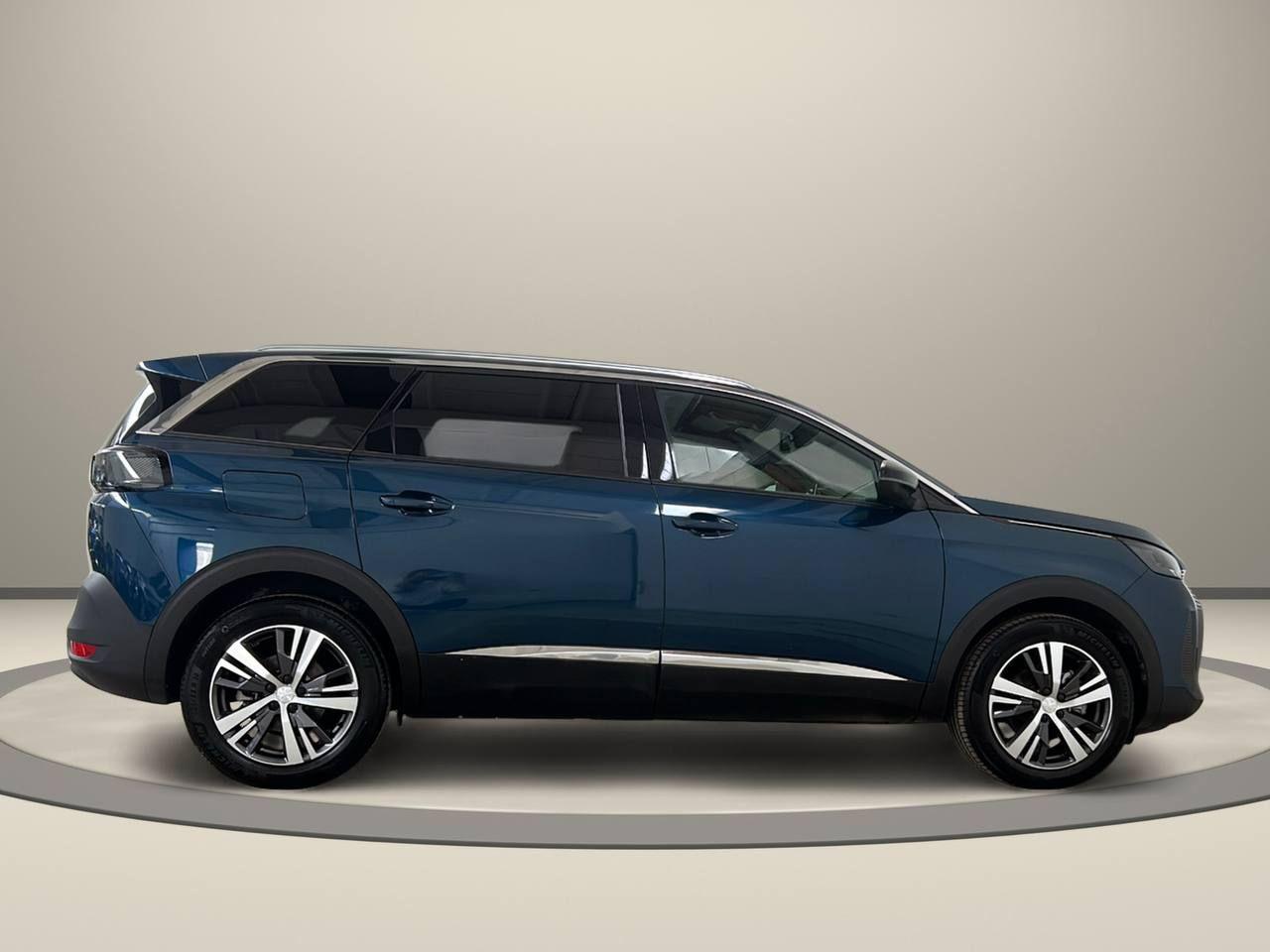 PEUGEOT 5008 BlueHDi 130 S&S EAT8 Allure Pack - 4