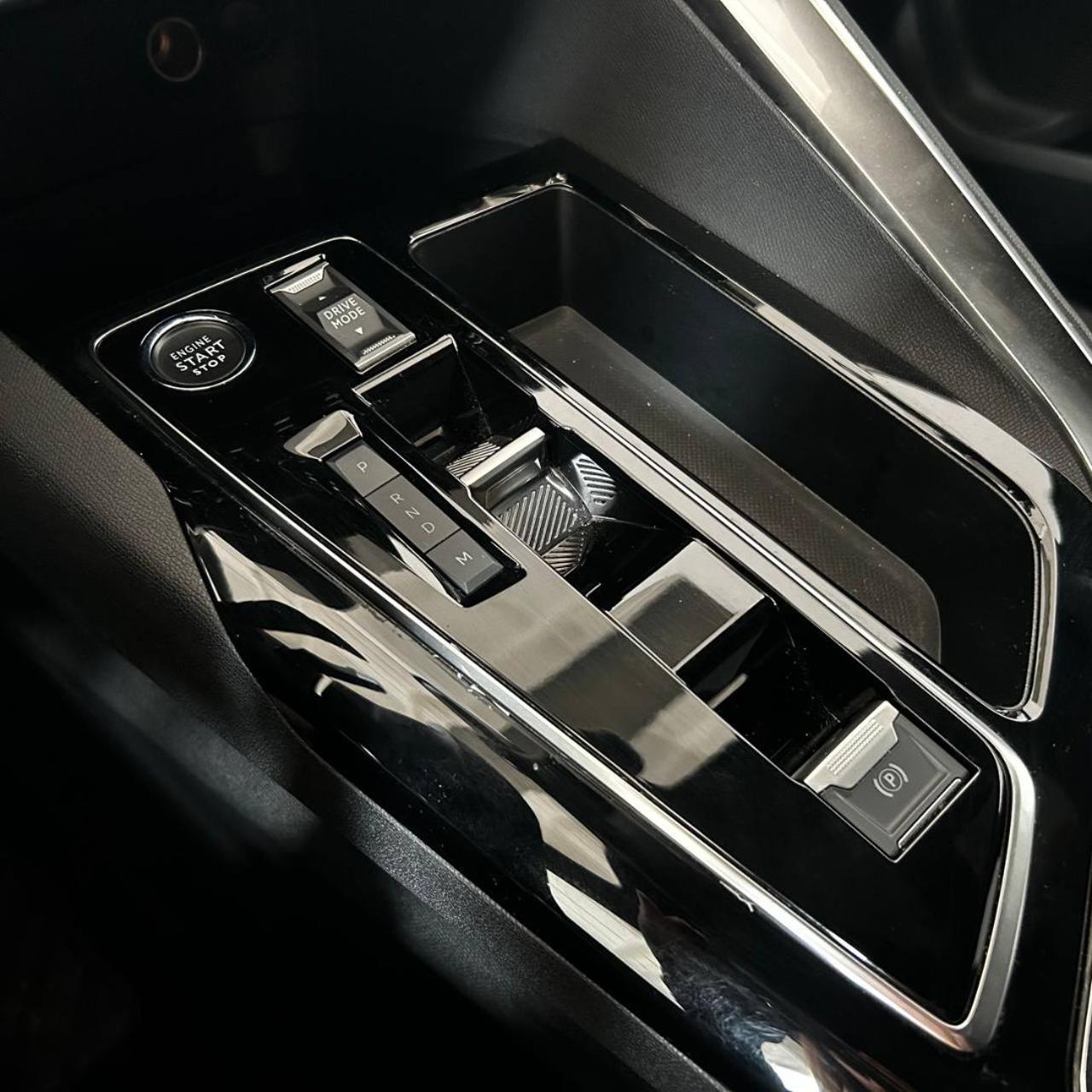 PEUGEOT 5008 BlueHDi 130 S&S EAT8 Allure Pack - 27