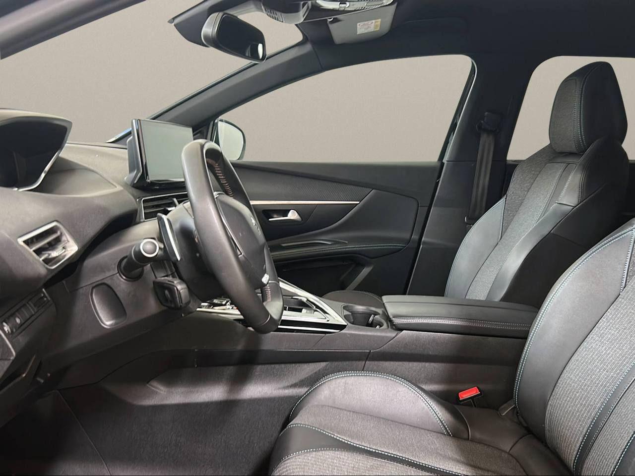 PEUGEOT 5008 BlueHDi 130 S&S EAT8 Allure Pack - 8