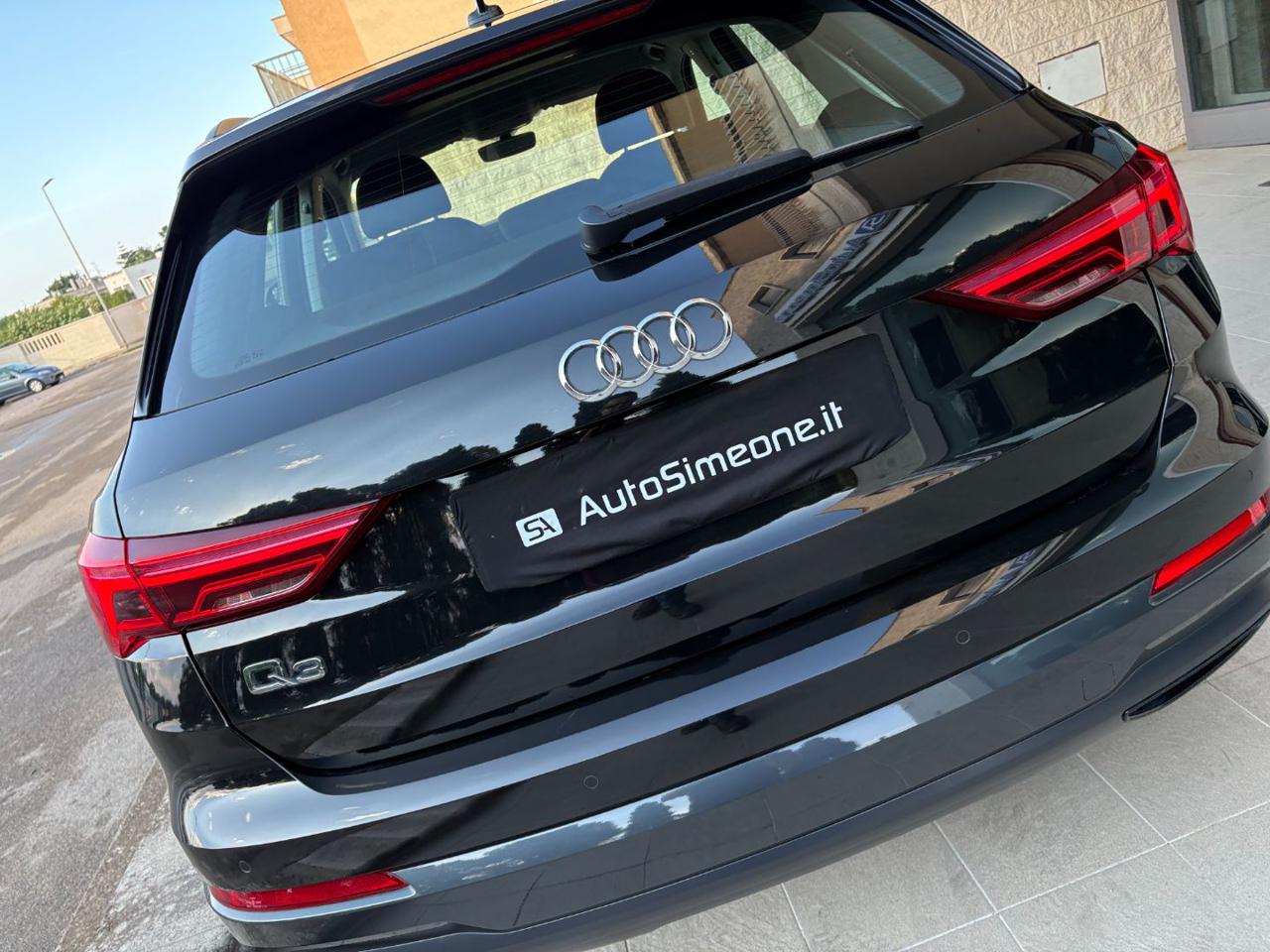 AUDI Q3 35 2.0 TDI S tronic Business Advanced - 33
