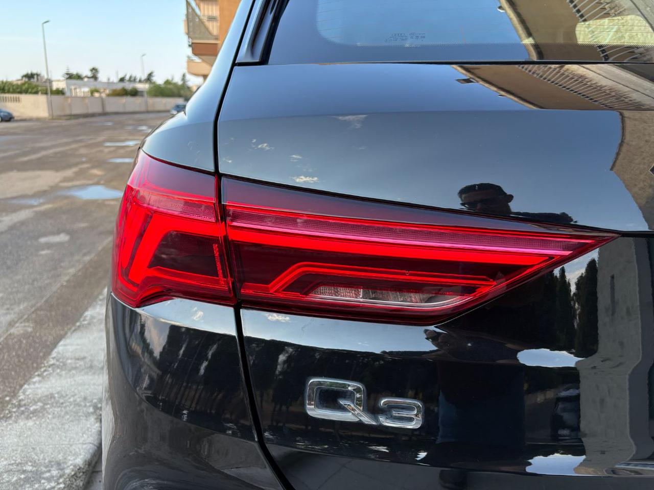 AUDI Q3 35 2.0 TDI S tronic Business Advanced - 34