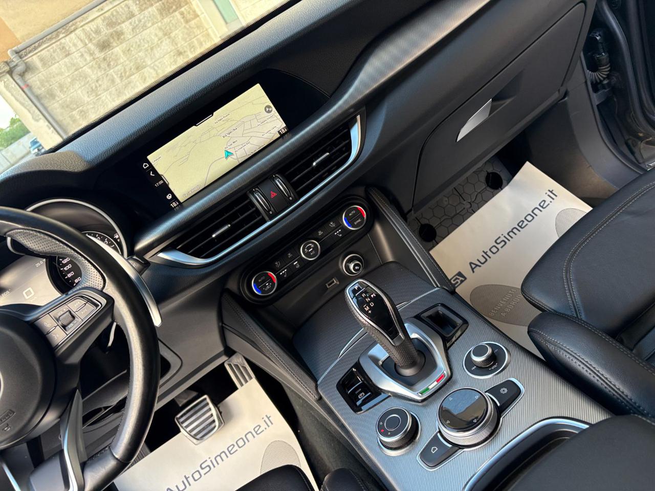 ALFA ROMEO Stelvio 2.2 Turbodiesel 190 CV AT8 Q4 Sprint - 24