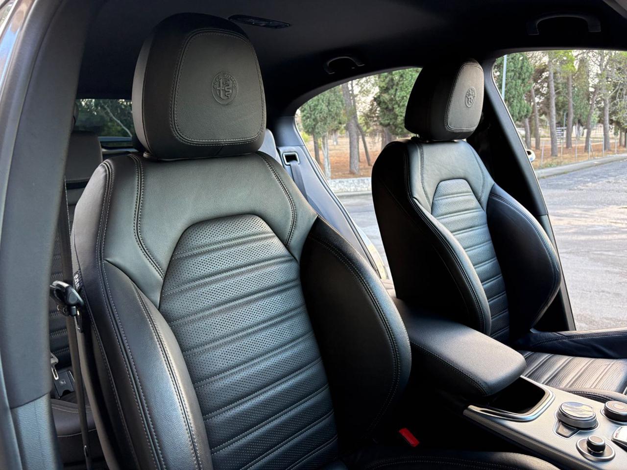 ALFA ROMEO Stelvio 2.2 Turbodiesel 190 CV AT8 Q4 Sprint - 10