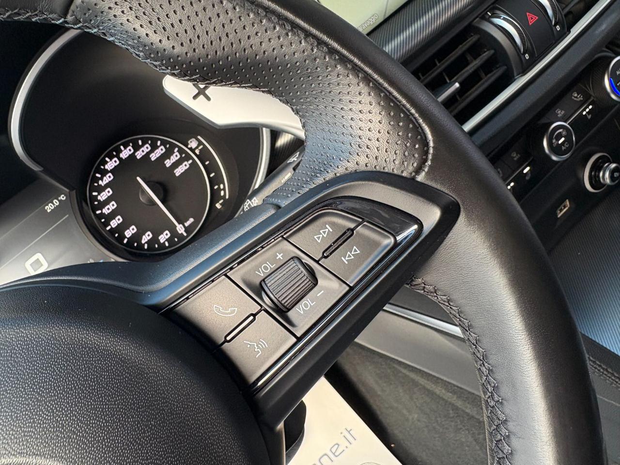 ALFA ROMEO Stelvio 2.2 Turbodiesel 190 CV AT8 Q4 Sprint - 26
