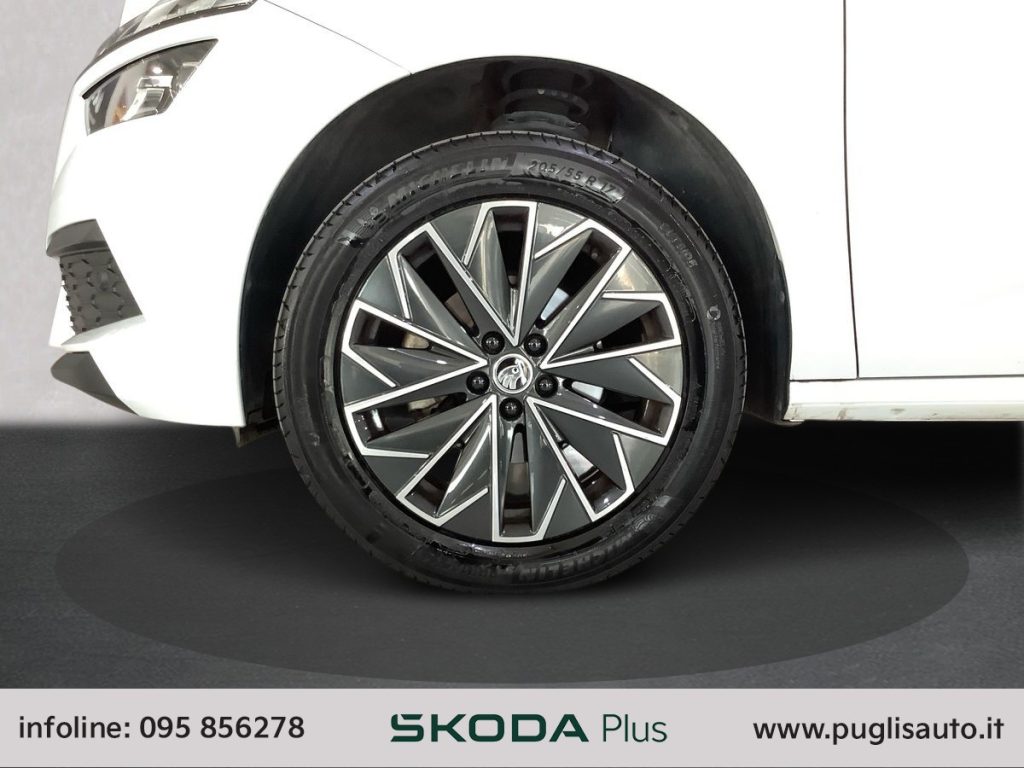 SKODA Kamiq 1.0 TSI 110 CV DSG Black Dots - 14