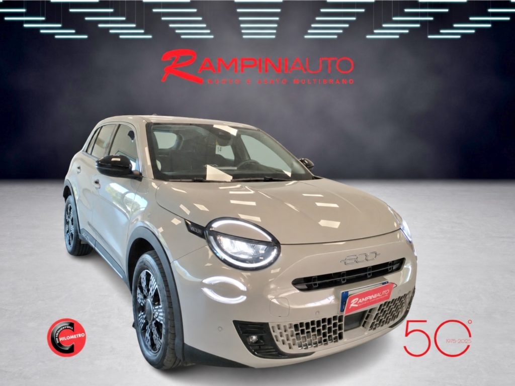 FIAT 600 Hybrid 145 CV DCT Pronta Consegna Iva Esposta - 4