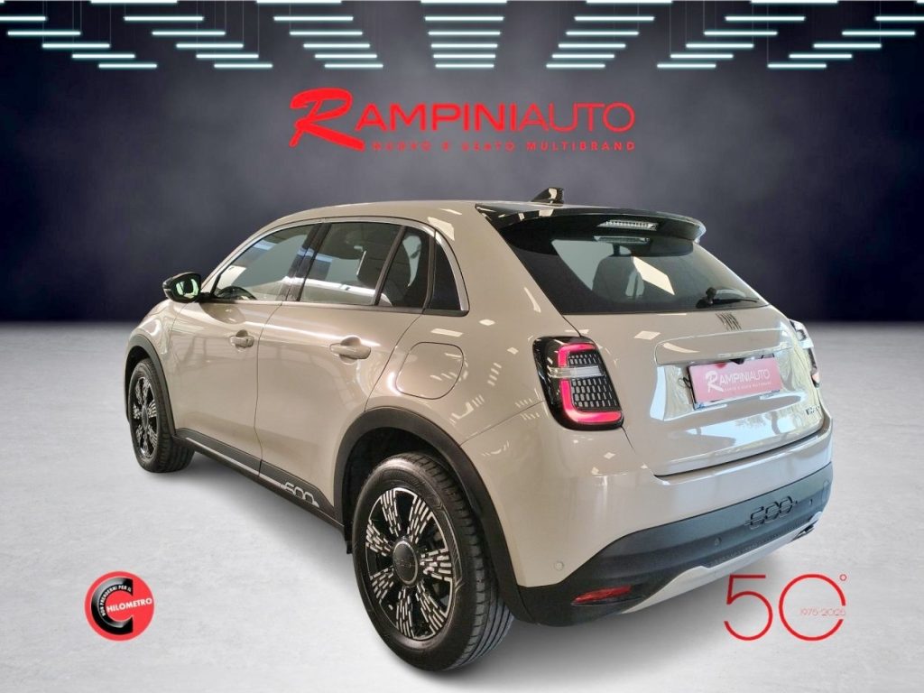 FIAT 600 Hybrid 145 CV DCT Pronta Consegna Iva Esposta - 9