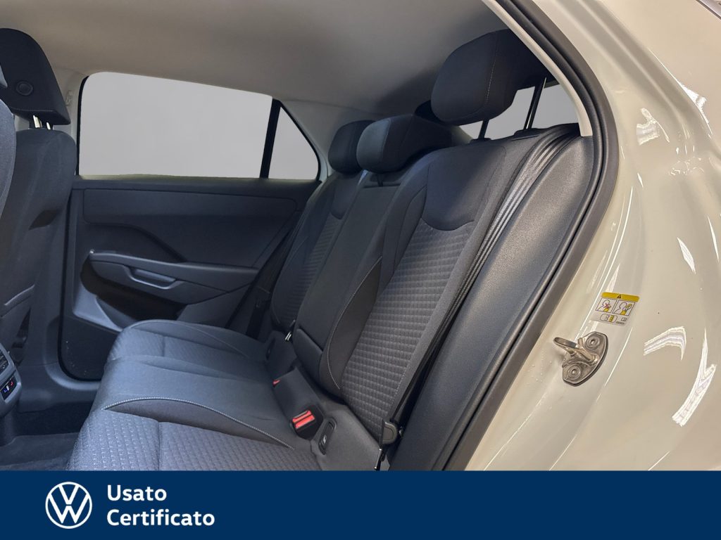 VOLKSWAGEN T-Roc 1.5 etsi life 115cv dsg - 12
