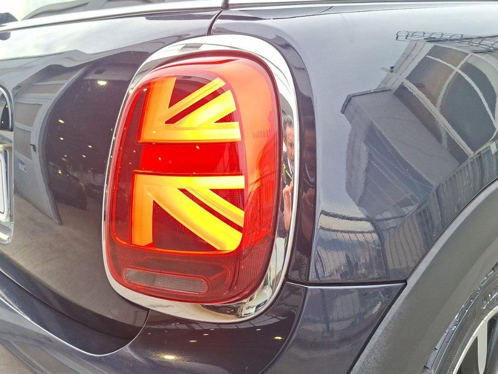 MINI Cooper SE Classic Premium - 7