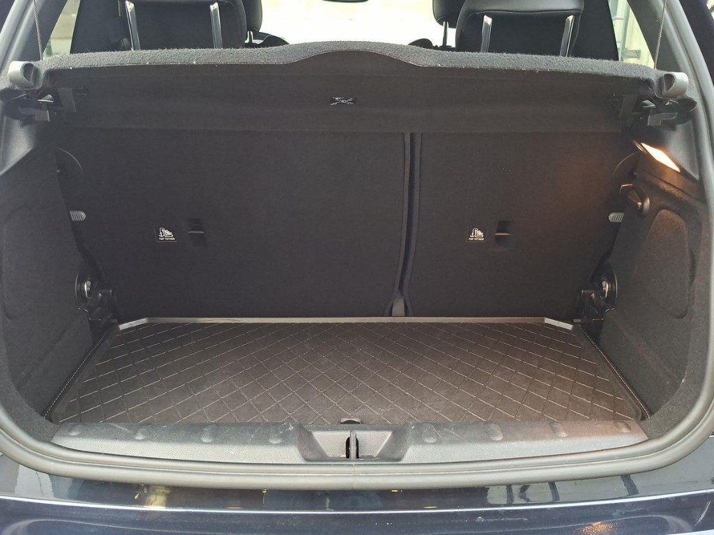 MINI Cooper SE Classic Premium - 15
