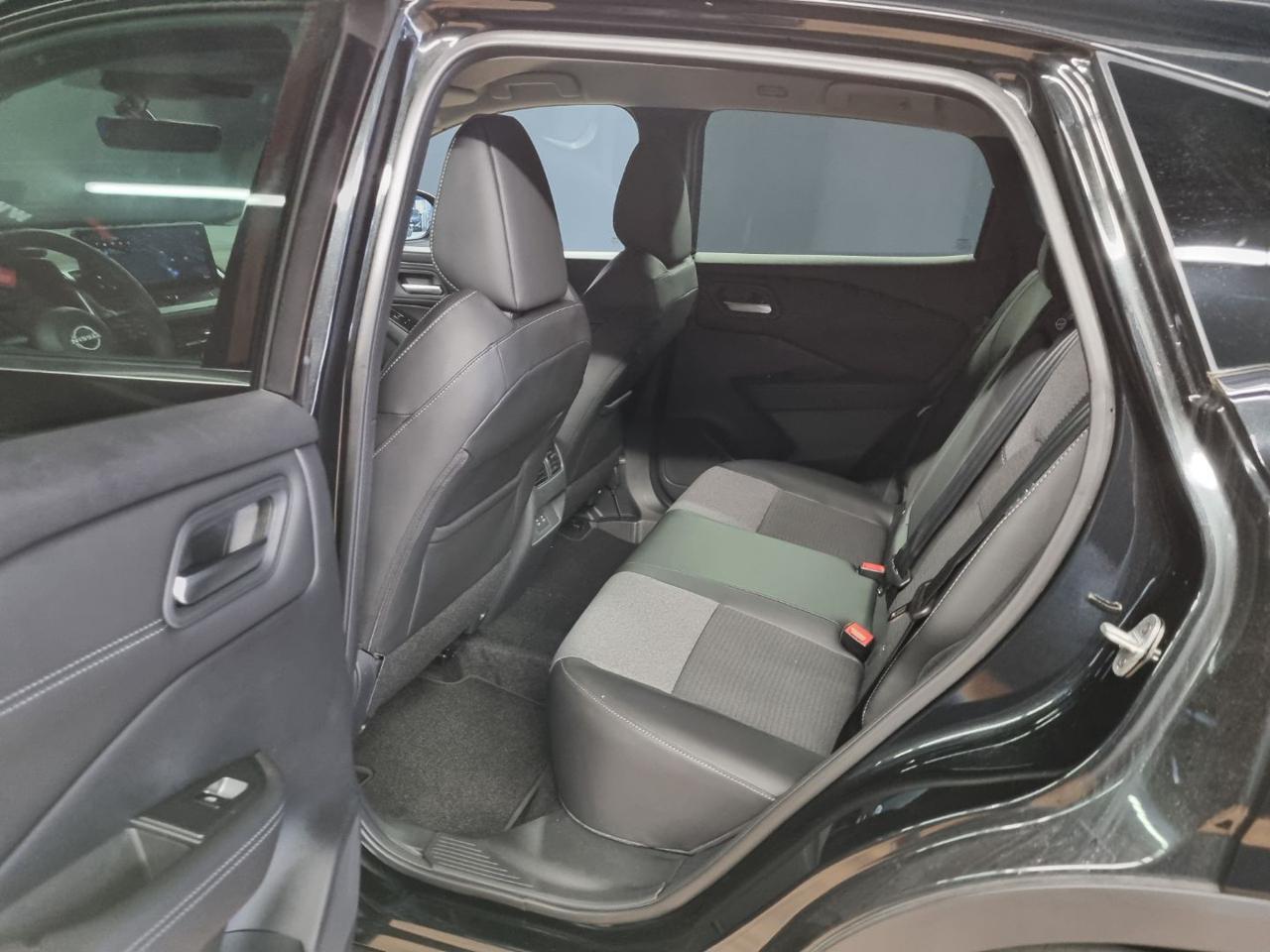NISSAN Qashqai MHEV 158 CV Xtronic N-Connecta - 10