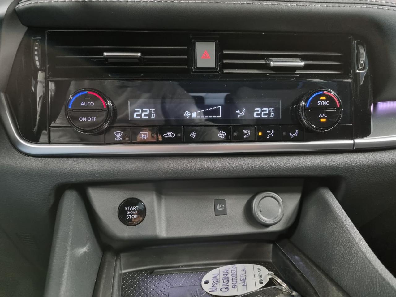 NISSAN Qashqai MHEV 158 CV Xtronic N-Connecta - 20