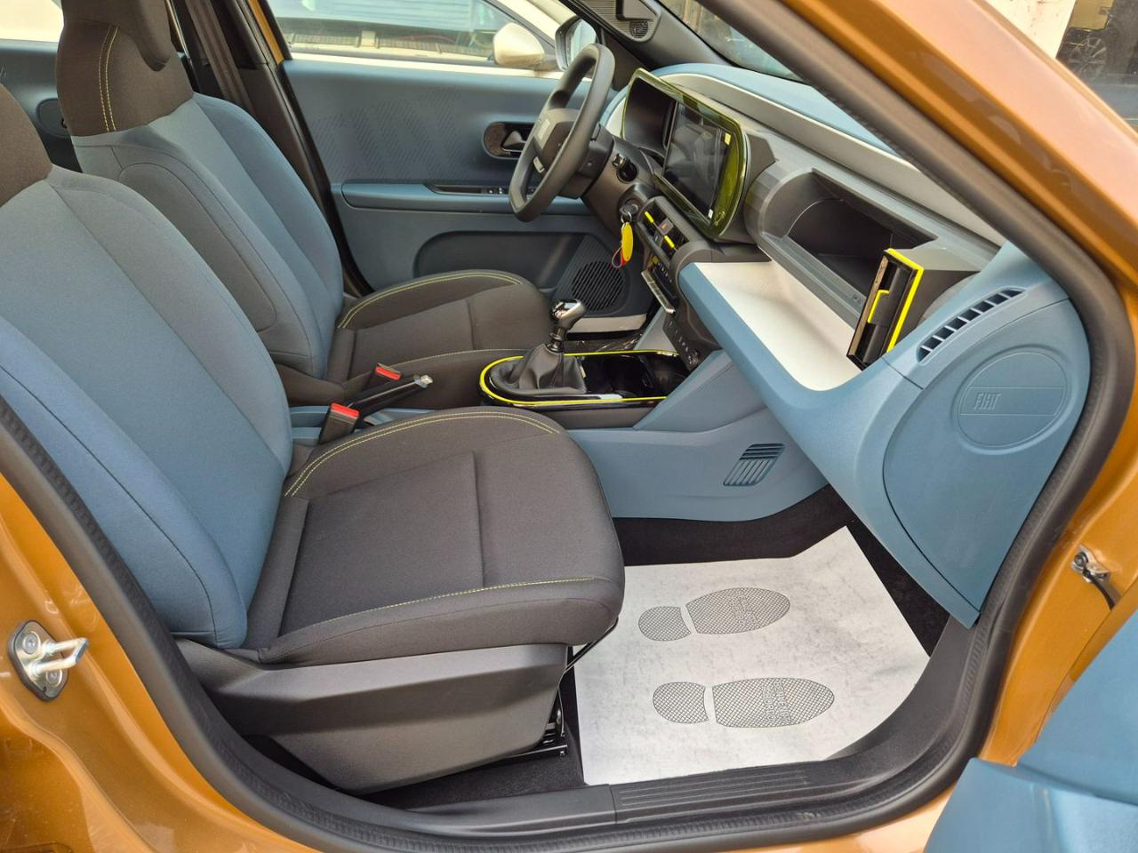 FIAT Grande Panda 1.2 100 CV S&S Icon - 11