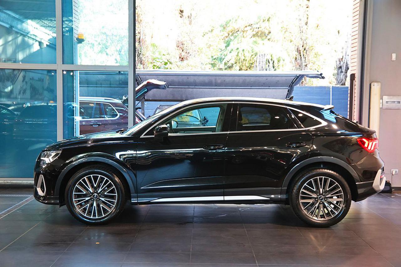 AUDI Q3 35 TDI Sportback S-Tronic S-Line - 3