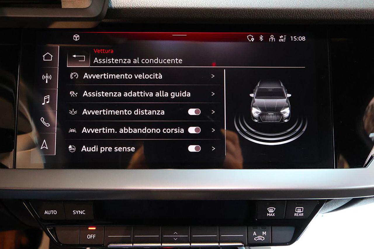AUDI A3 30 TFSI Sportback S-Tronic Business Advanced - 26