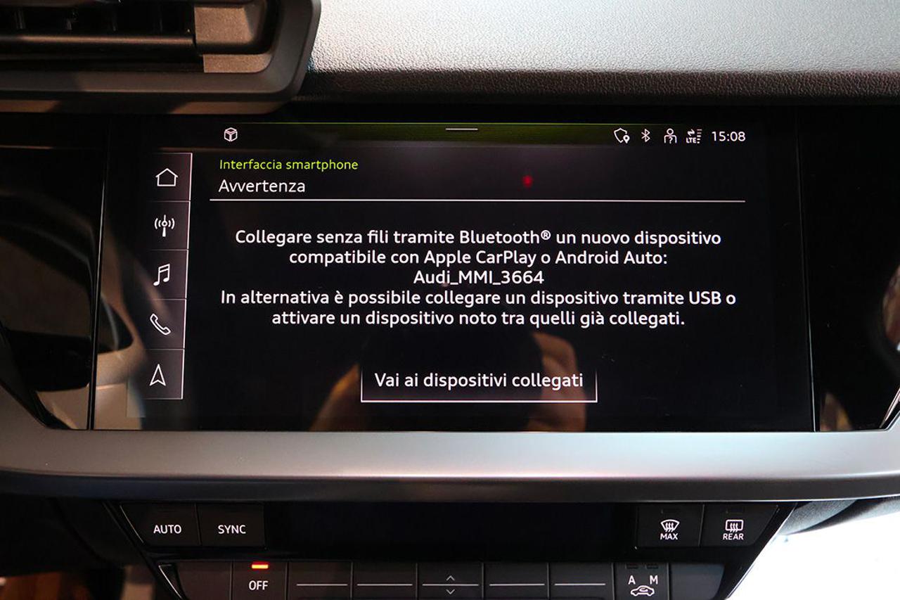 AUDI A3 30 TFSI Sportback S-Tronic Business Advanced - 25