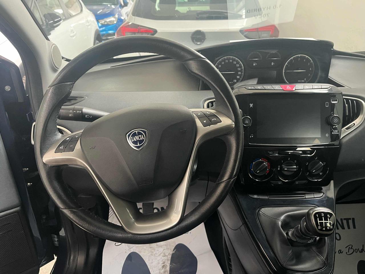 LANCIA Ypsilon GOLD 1.0 FireFly HYBRID 70cv S&S