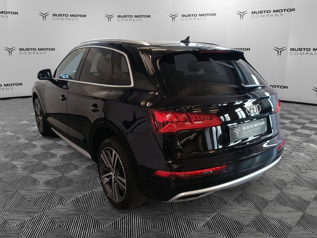 AUDI Q5 Q5 40 2.0 tdi mhev  Design quattro 204cv s-tronic - 6