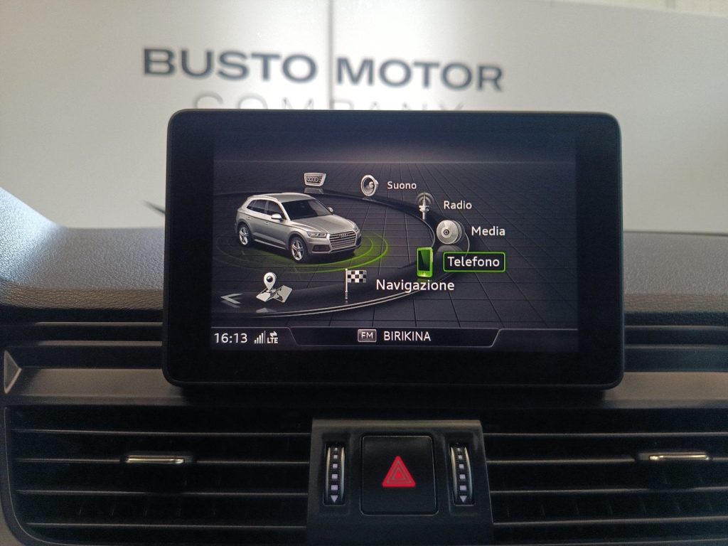 AUDI Q5 Q5 40 2.0 tdi mhev  Design quattro 204cv s-tronic - 13