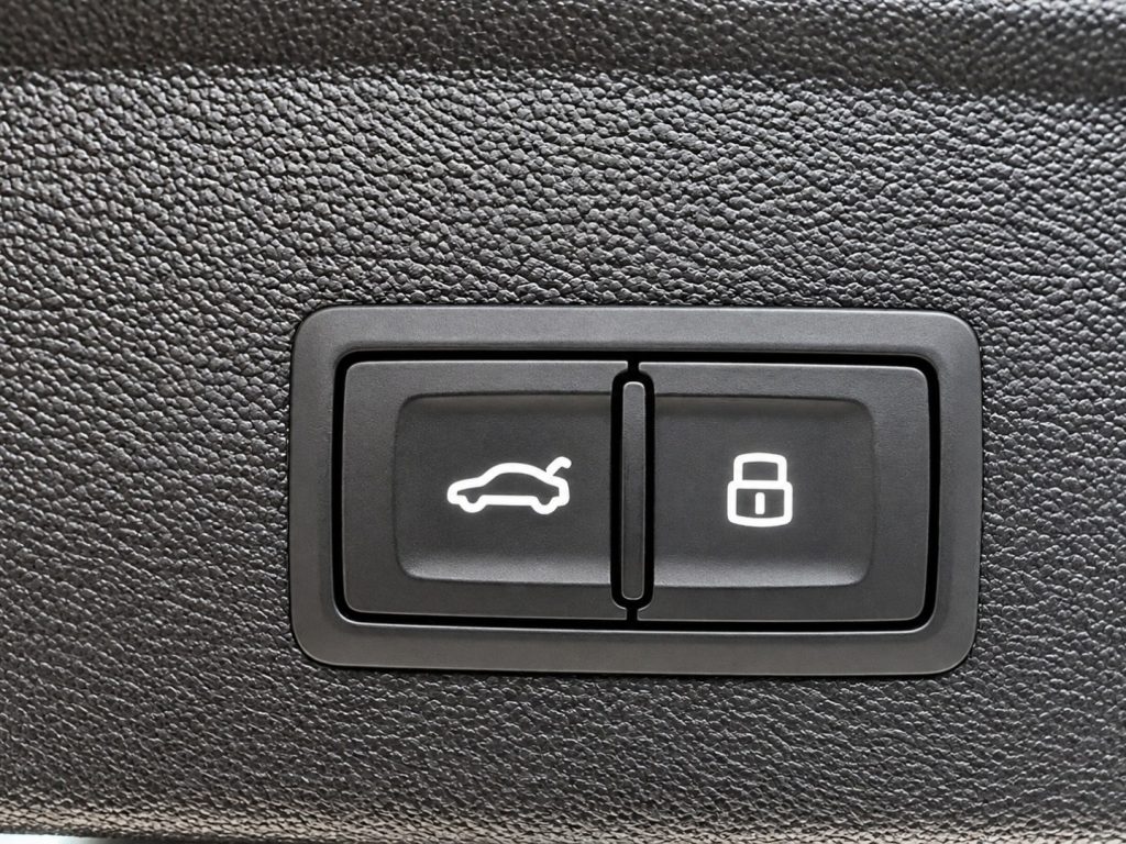 AUDI A3 SPB 40 TFSI e S-Tronic Business Advanced Plug-In - 24