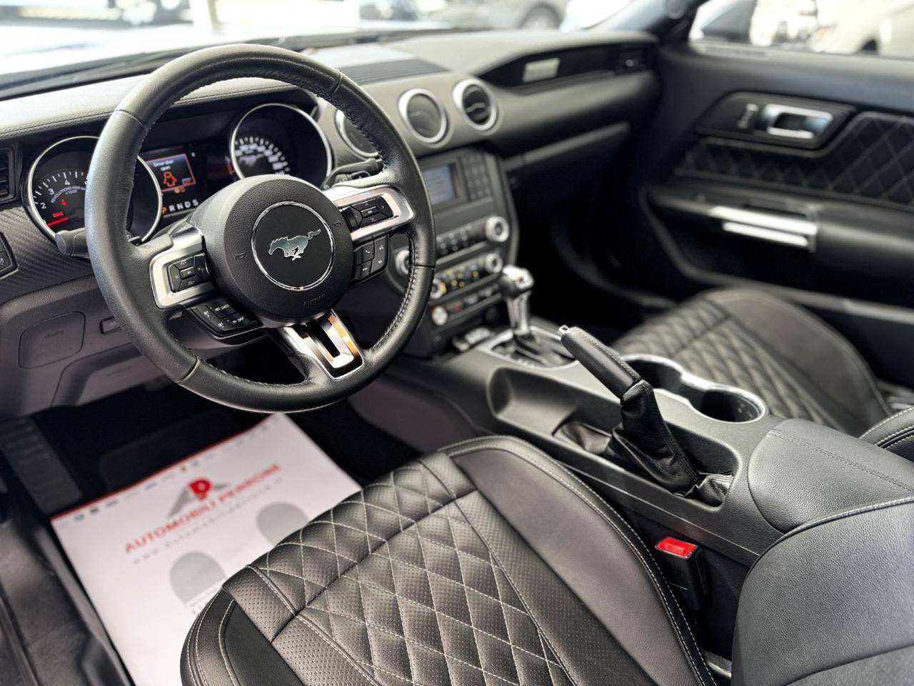 FORD Mustang Fastback 2.3 EcoBoost aut - Body Kit Shelby GT350 - 6