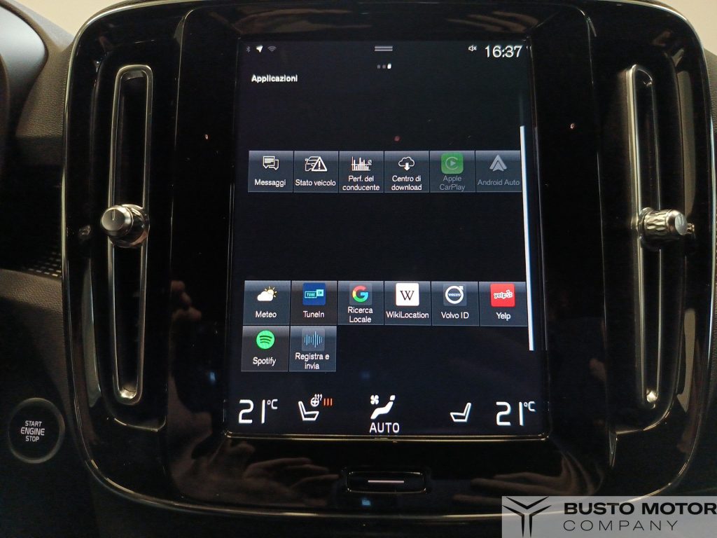 VOLVO XC40 Recharge T5 Plug-in Hybrid Recharge Plus Dark aut - 14