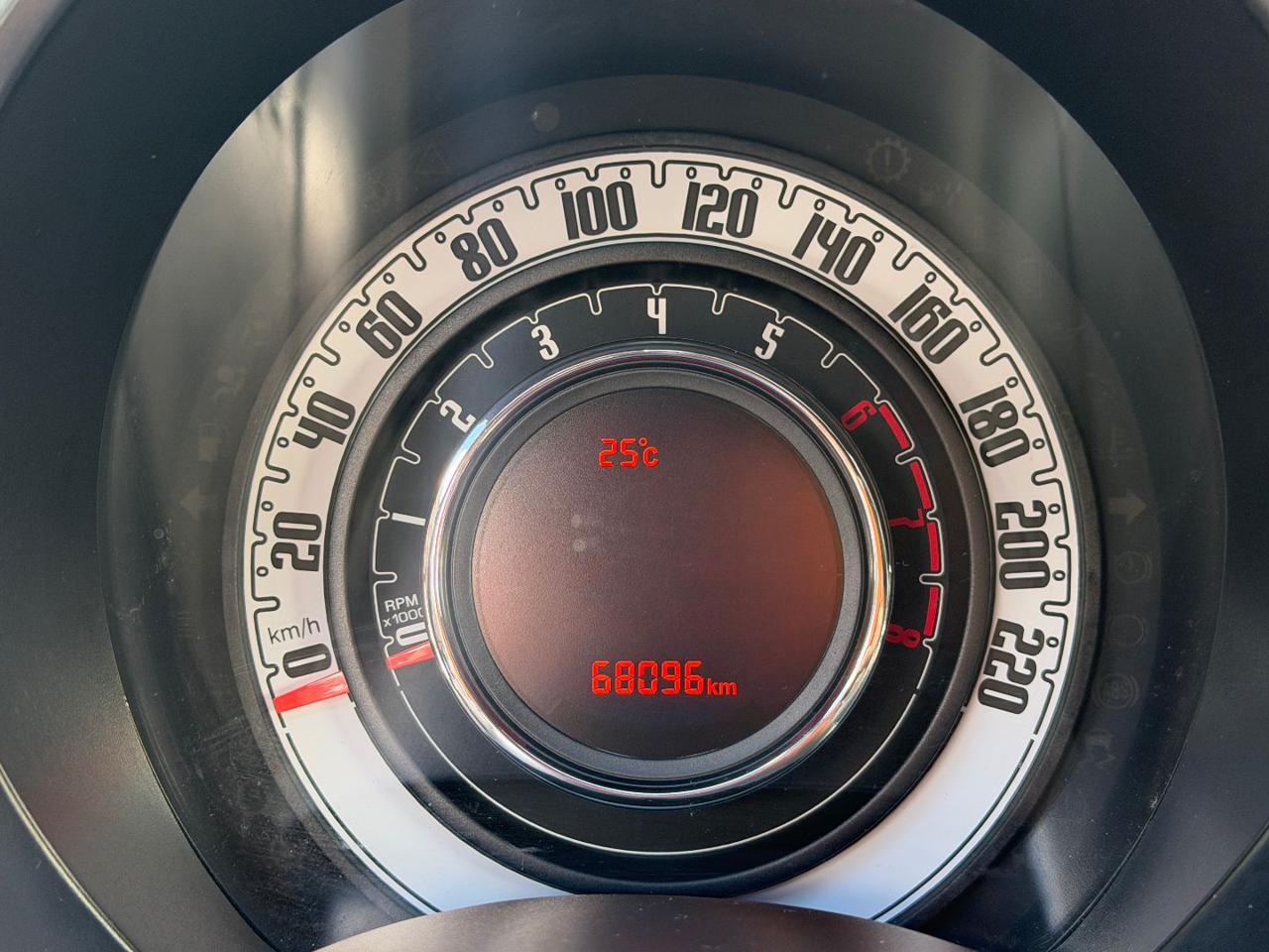 FIAT 500 1.0 Hybrid Connect - 16