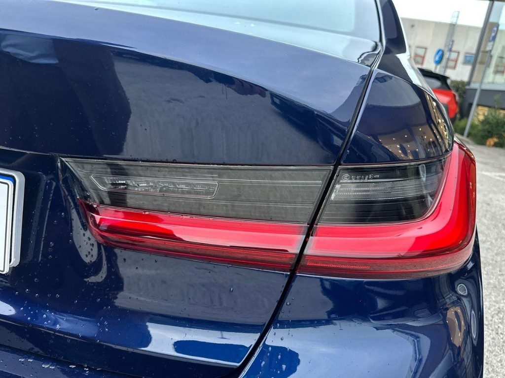 BMW 330 d 48V xDrive Msport - 14