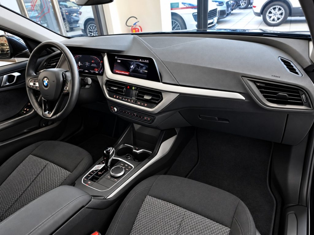 BMW 116 i Automatic 109 Cv Advantage Navi Digital Cockpit - 16