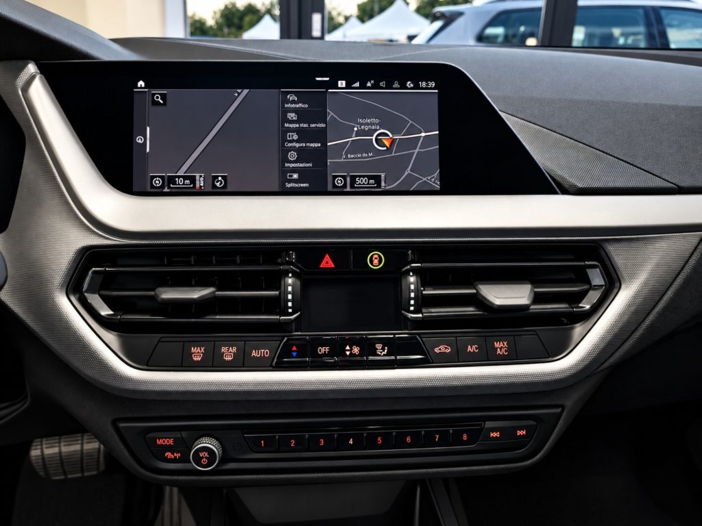 BMW 116 i Automatic 109 Cv Advantage Navi Digital Cockpit - 17