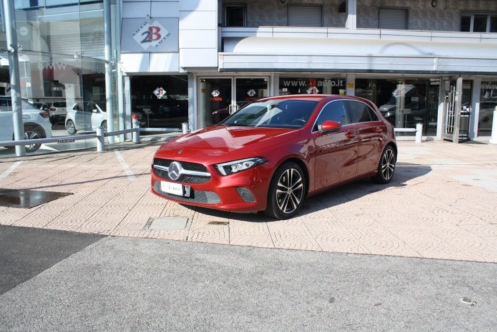 2B Auto ||| MERCEDES-BENZ A 200 Sport in vendita a Nova Milanese