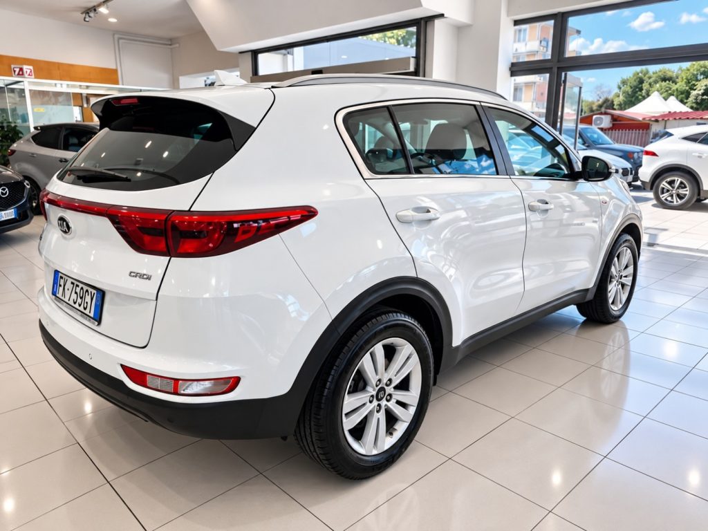 KIA Sportage 1.7 CRDI Business Class Navi Clima Aut. - 3