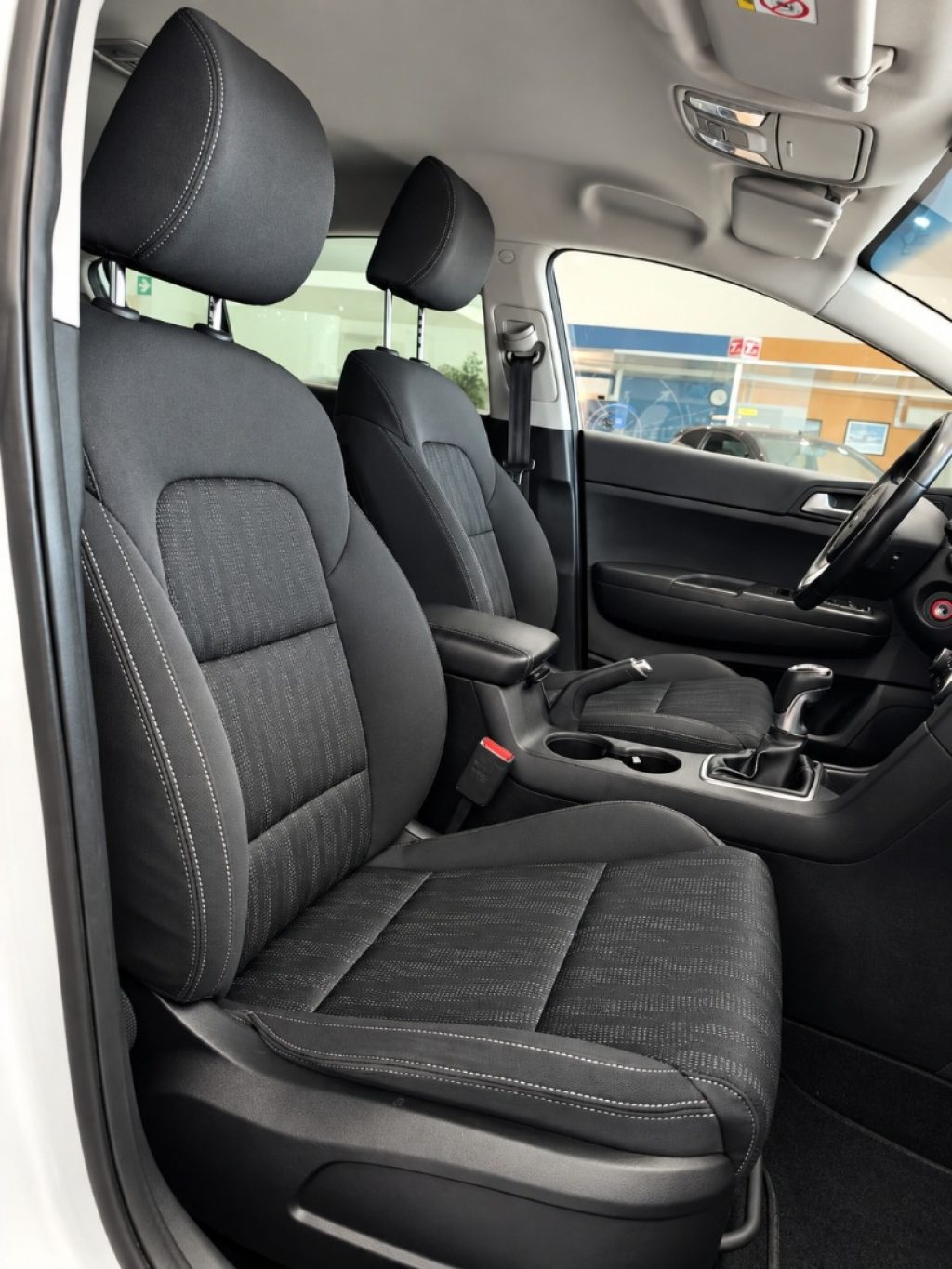 KIA Sportage 1.7 CRDI Business Class Navi Clima Aut. - 18