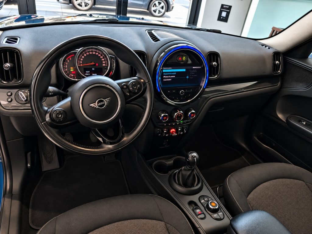 MINI Countryman 1.5 One D Hype Neo Patentati - 16